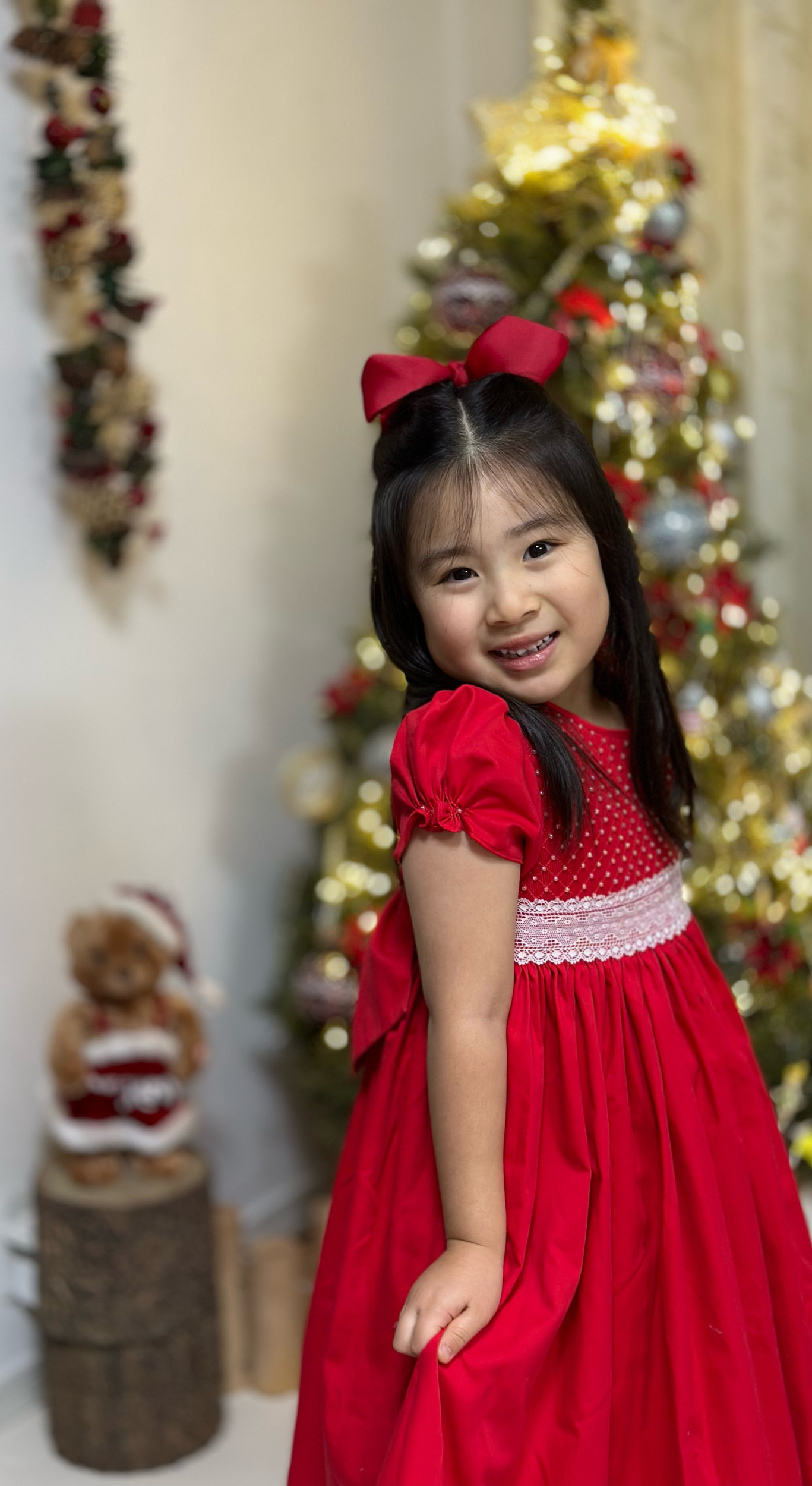 Charlotte sy Dimby classic timeless traditional smocked dresses for babies and girls handmade French style children clothing paris boutique pastel soft pink grand millenial style texas